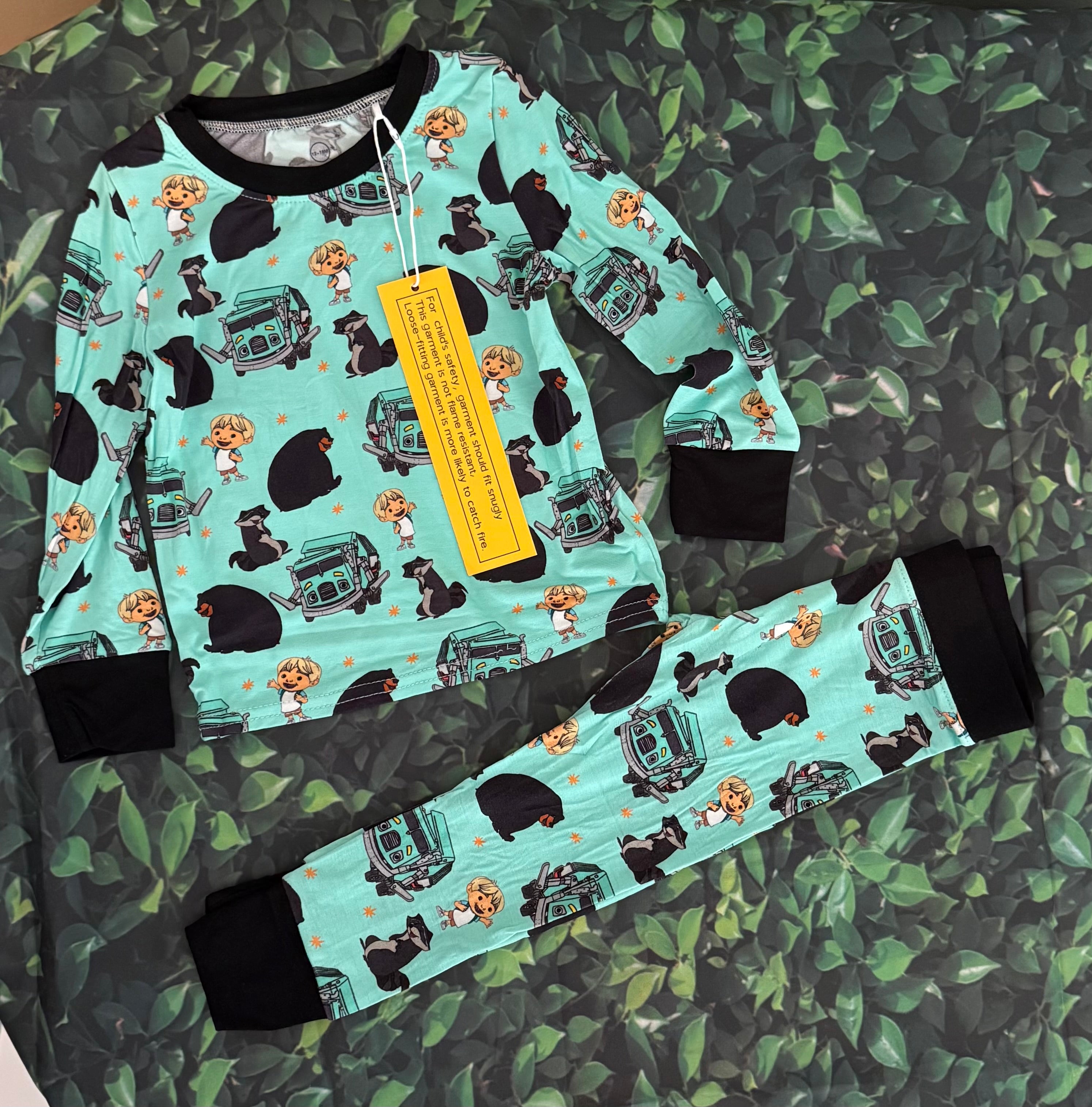 Trash Truck Two Piece Set