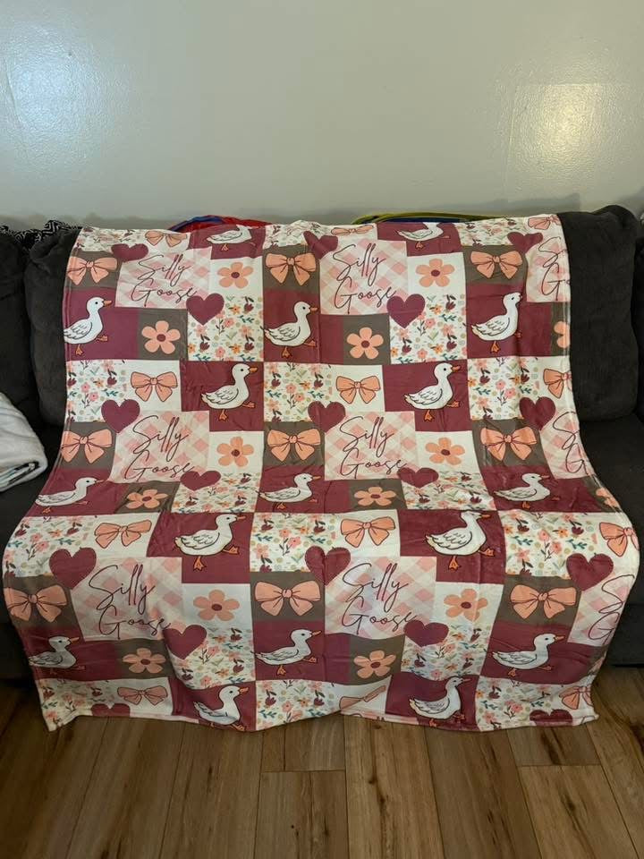 50x60 Polyester (soft) Blanket